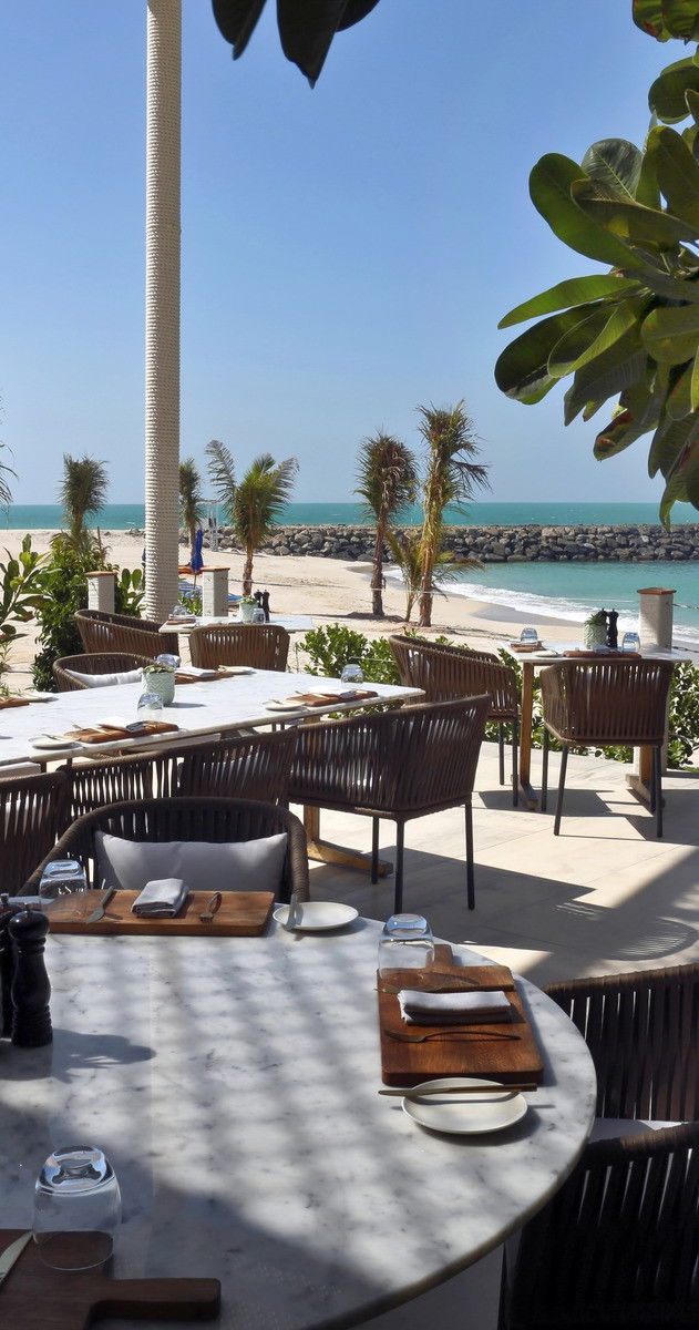 Nurai Island Hotel - restaurant