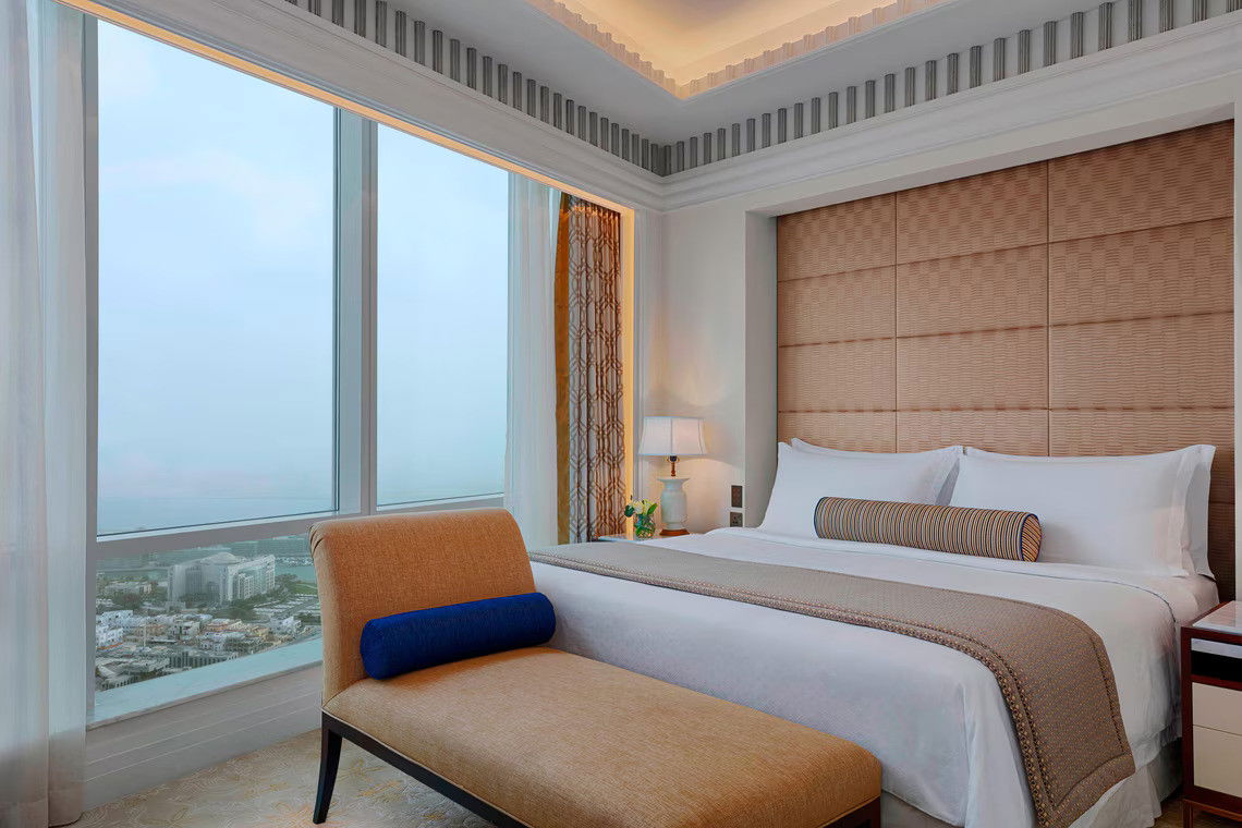 St. Regis Corniche - junior suite