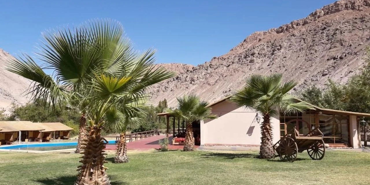 Aruma Codpa zwembad en accommodatie