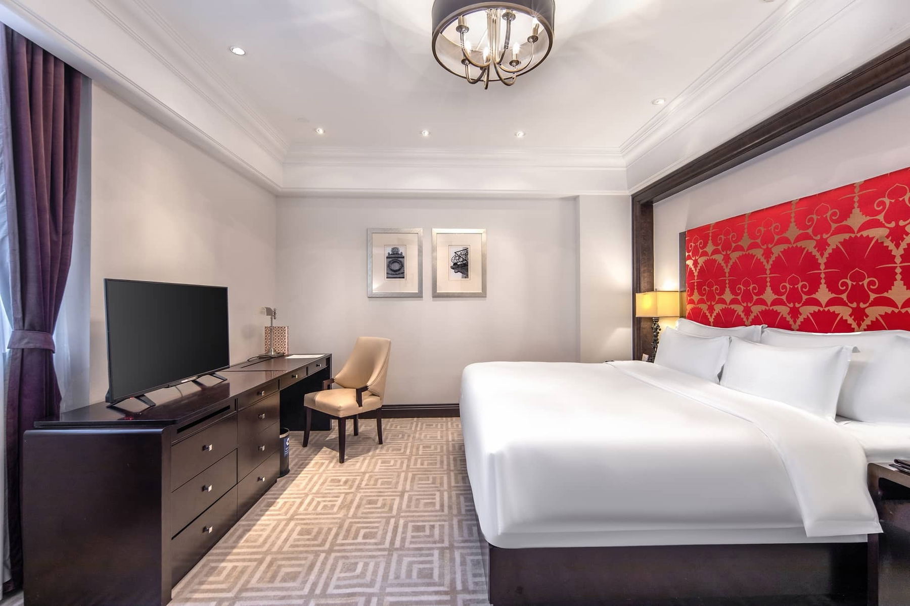 Yangtze Boutique Hotel - art deco room