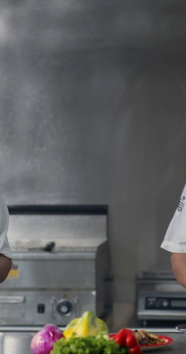 Napo Wildlife Center chefs in de keuken