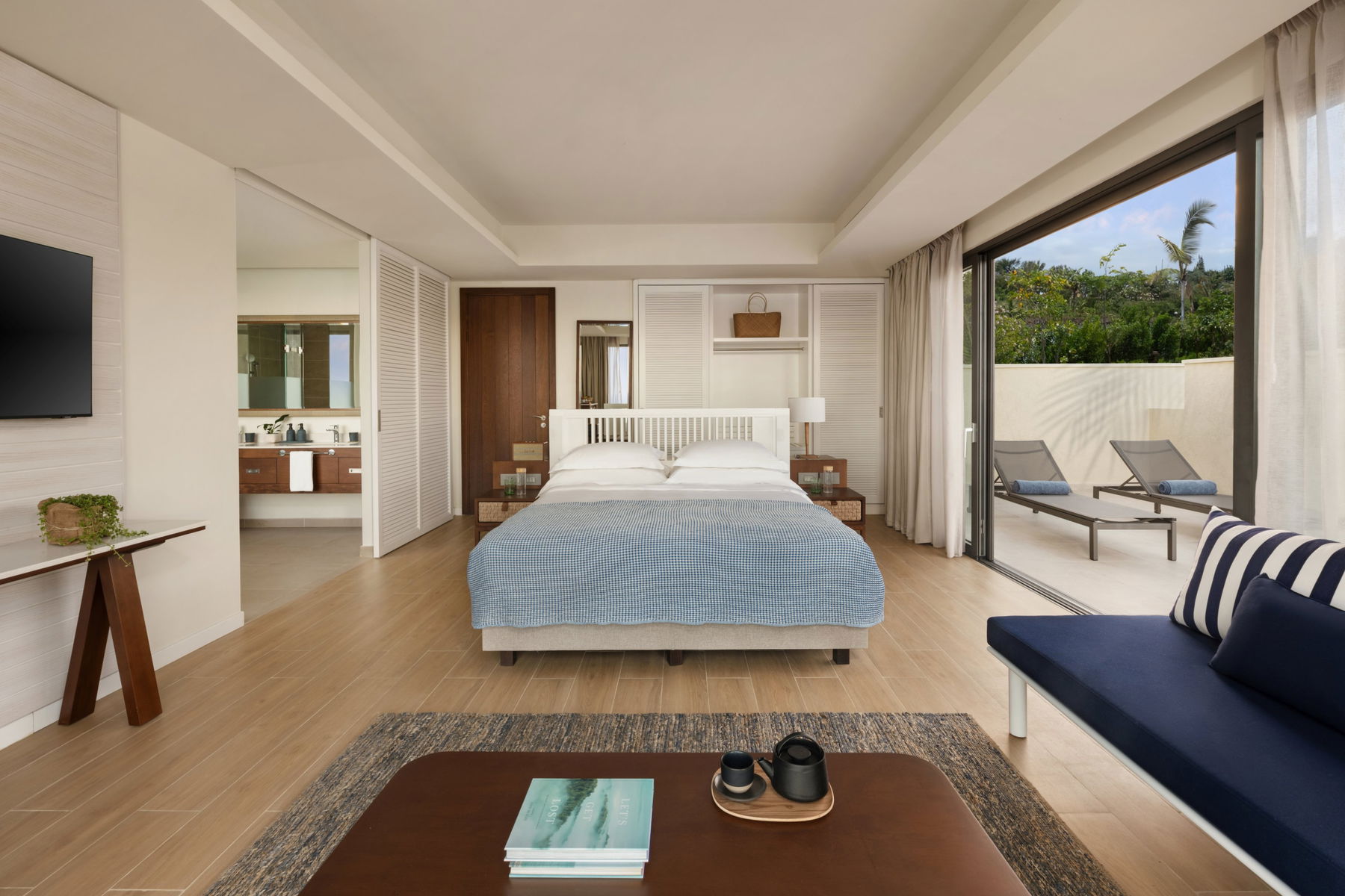 Six Senses La Sagesse - lagoon pool suite