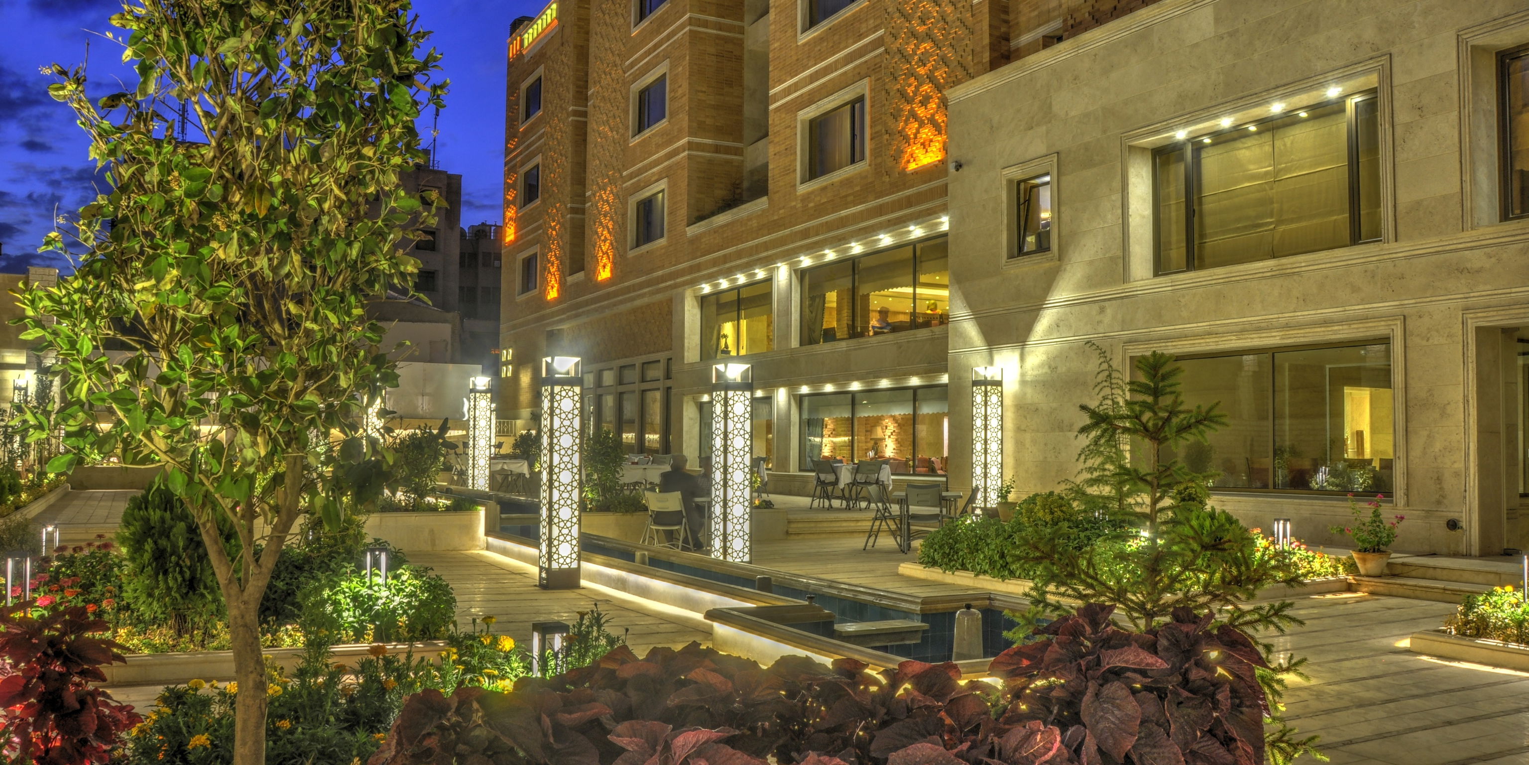 Zandiyeh Hotel accommodatie