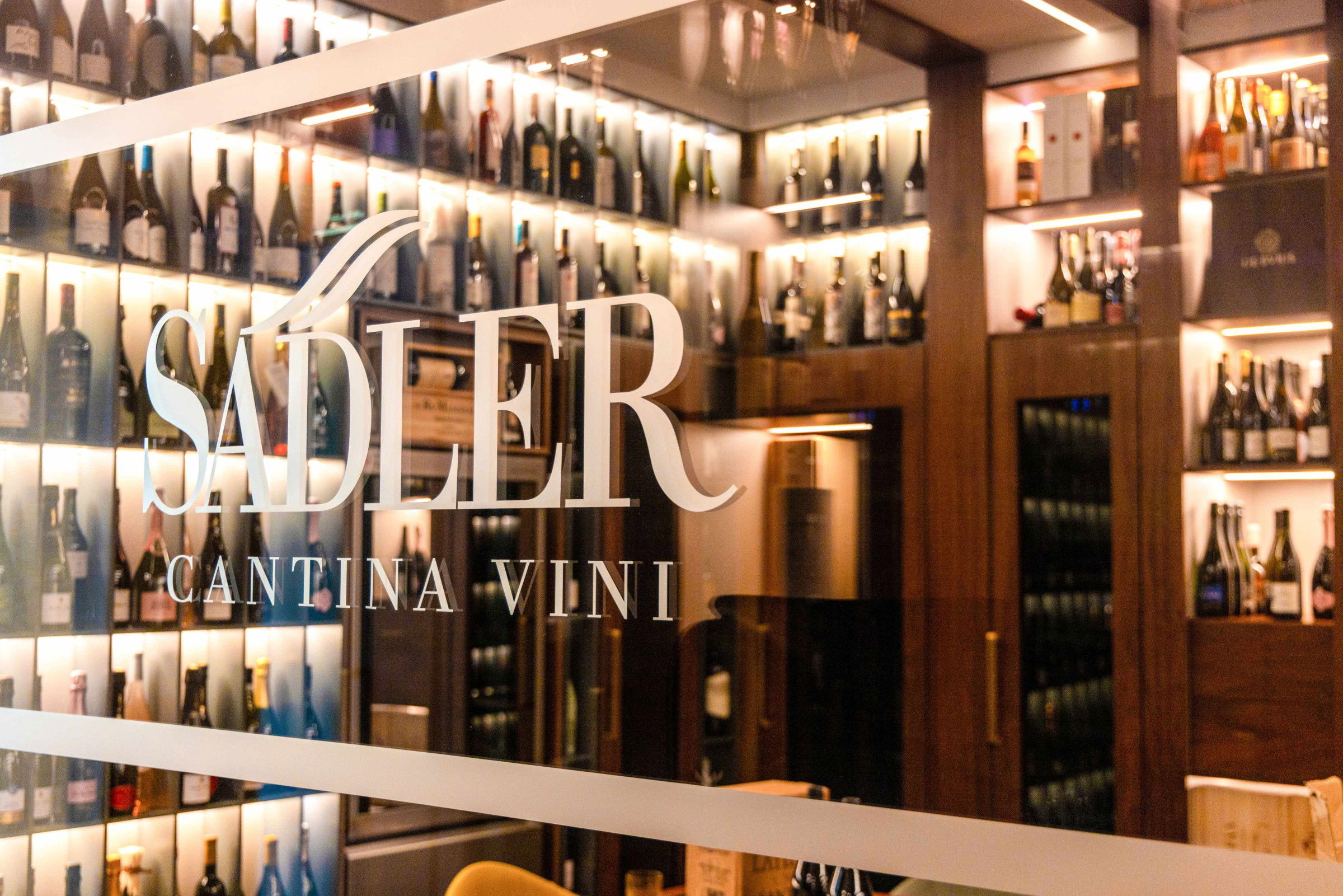 Casa Baglioni Milan - sadler wine cellar