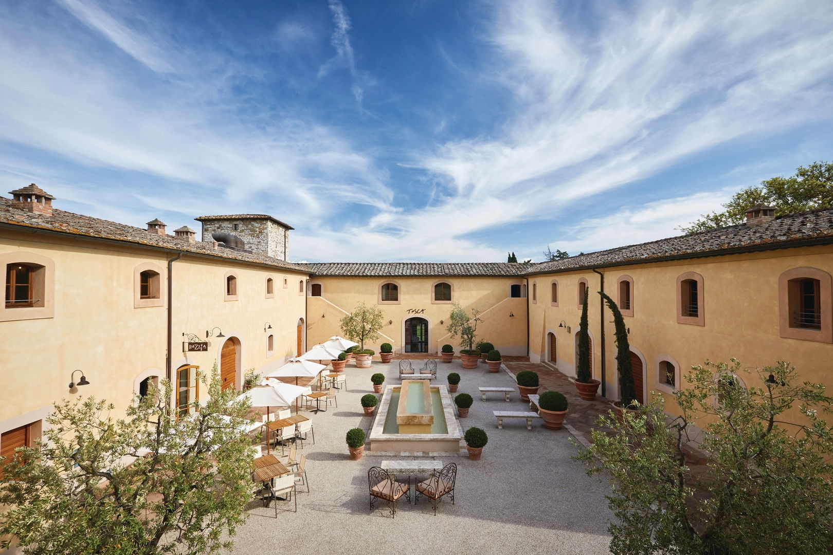 Castello di Casole, a Belmond Hotel - exterieur