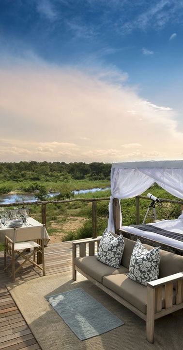 Lion Sands Treehouses bed