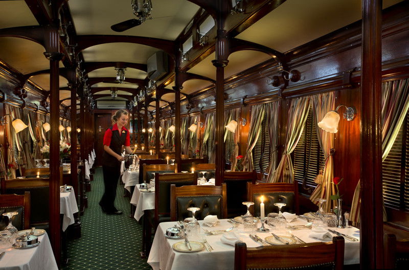 Restaurant - Dinning - Rovos Rail