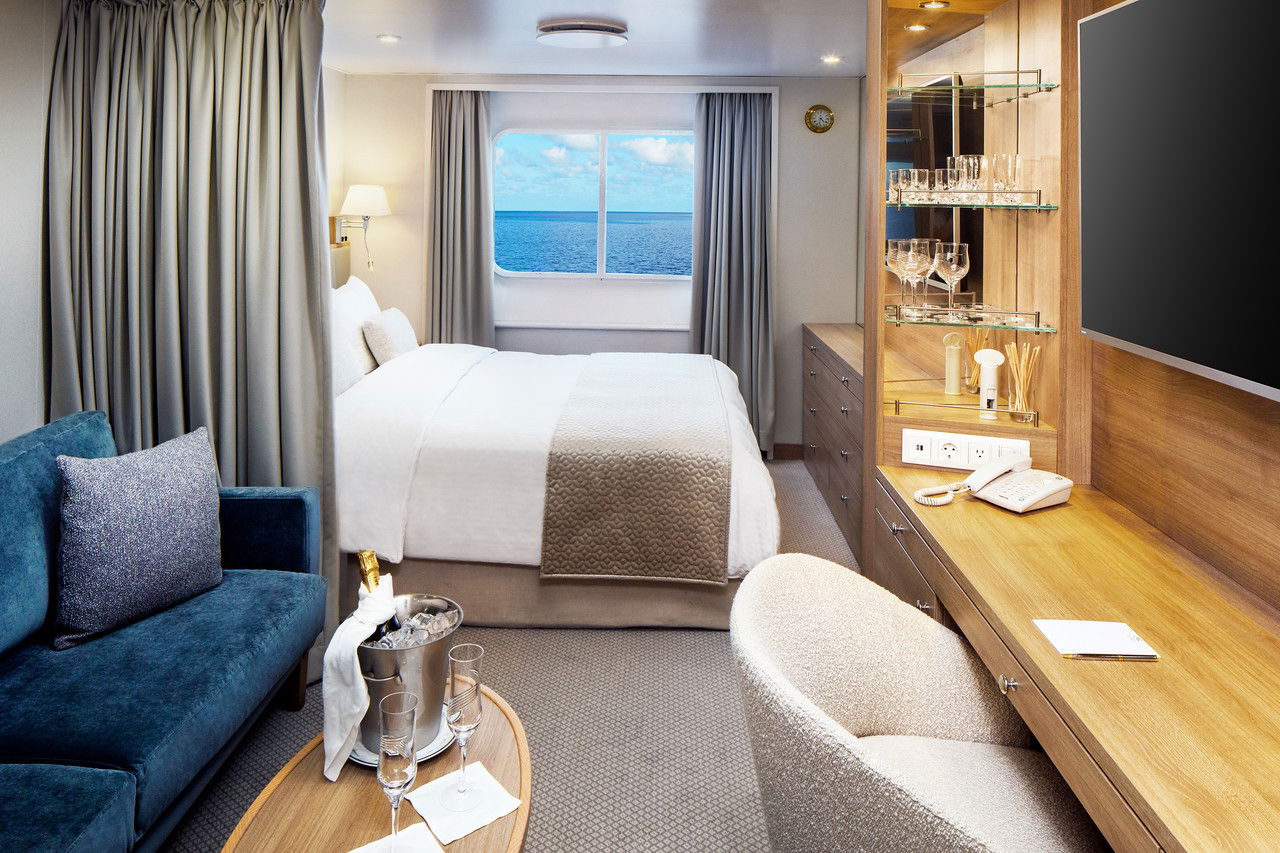 Yacht Club Stateroom - SeaDream