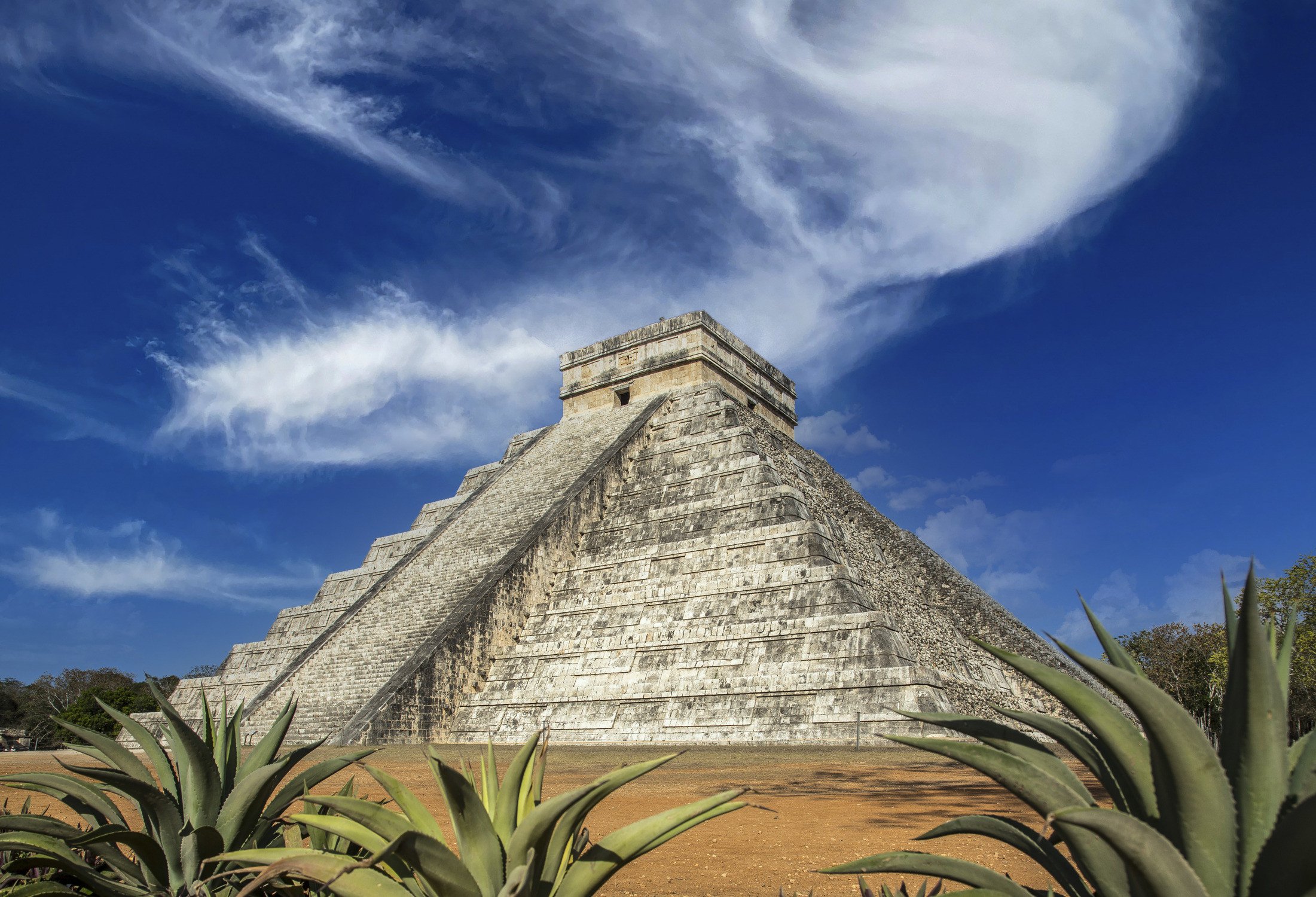 Pyramid of Chichen Itza - Mexico rondreis