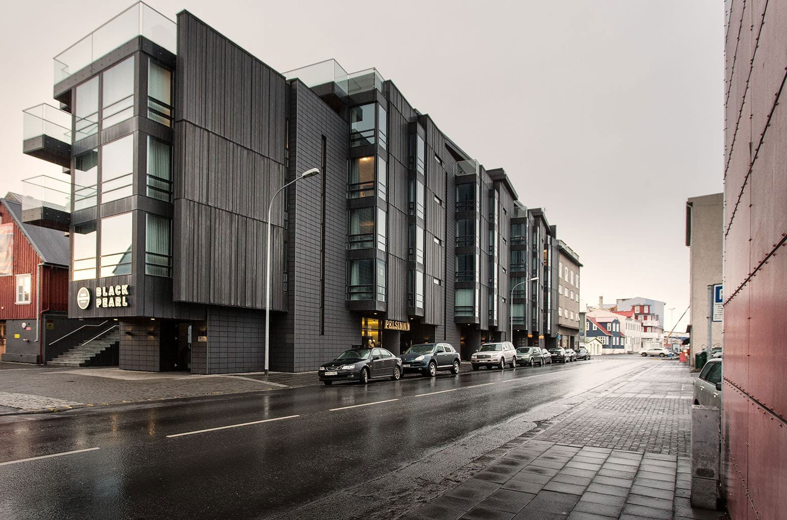 Balck Pearl Hotel - exterior