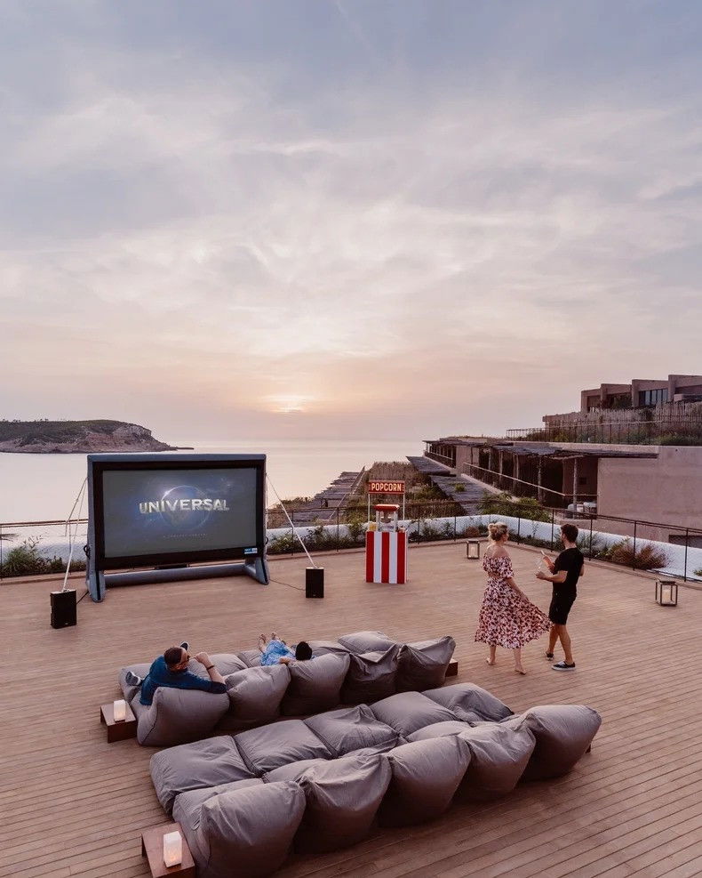 Six Senses Ibiza - Outdoor Cinema - Spanje